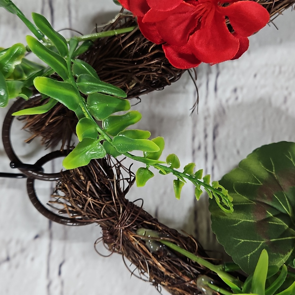 Spring Floral Garland - Picture 2 of 5